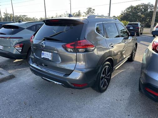 2017 Nissan Rogue SL