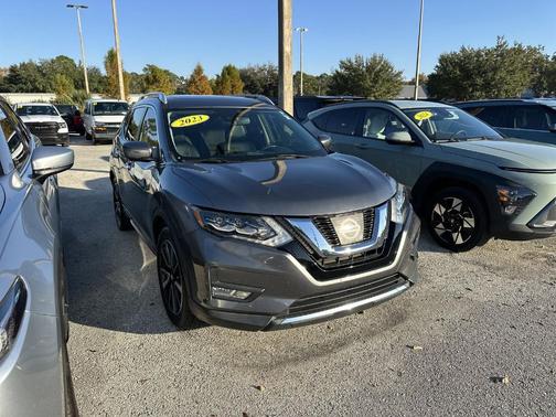 2017 Nissan Rogue SL