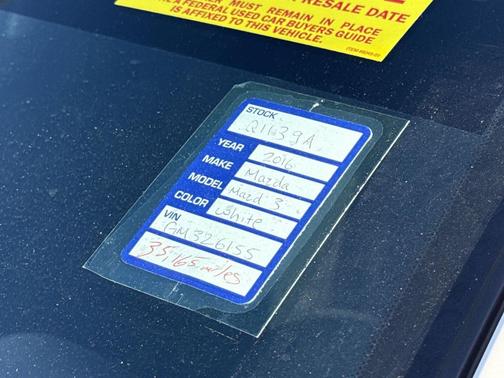 2016 Mazda Mazda3 i Sport