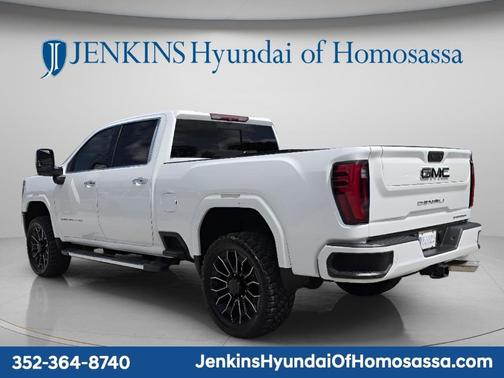 Summit White 2025 GMC Sierra 2500 Denali