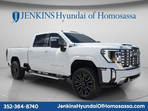 Summit White 2025 GMC Sierra 2500 Denali