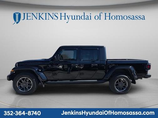 Black Clearcoat 2021 Jeep Gladiator Sport