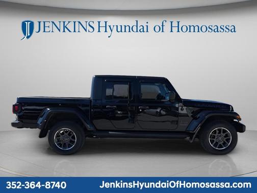 Black Clearcoat 2021 Jeep Gladiator Sport