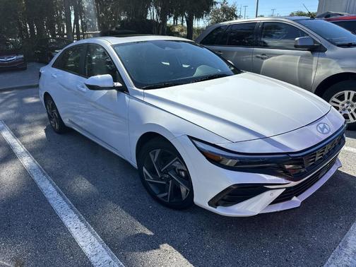 2024 Hyundai ELANTRA HEV Limited
