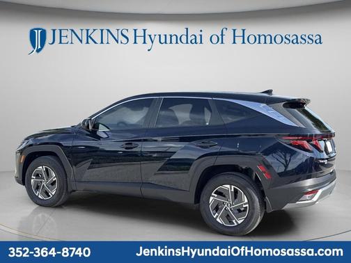 Deep Sea 2026 Hyundai TUCSON Hybrid Blue SE