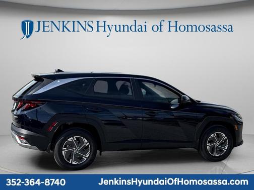 Deep Sea 2026 Hyundai TUCSON Hybrid Blue SE