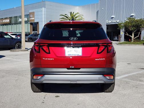2026 Hyundai TUCSON Hybrid SEL