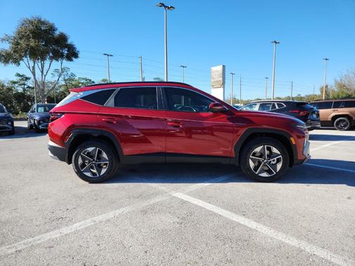 2026 Hyundai TUCSON Hybrid SEL