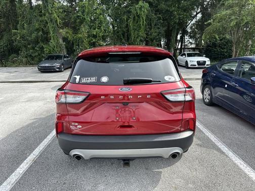 2021 Ford Escape SE