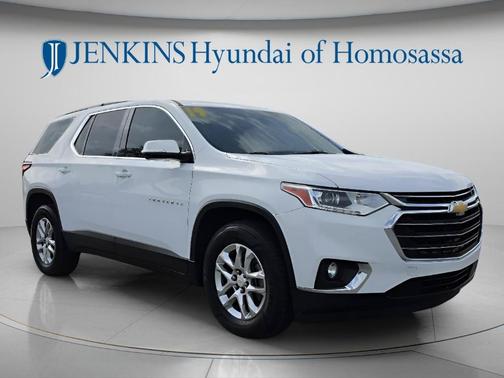 Summit White 2019 Chevrolet Traverse LT Cloth