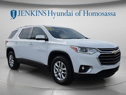 Summit White 2019 Chevrolet Traverse LT Cloth
