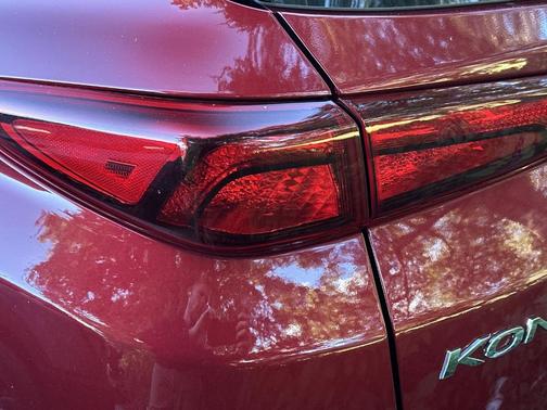 2023 Hyundai KONA SE