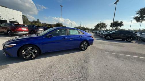 2026 Hyundai ELANTRA Limited