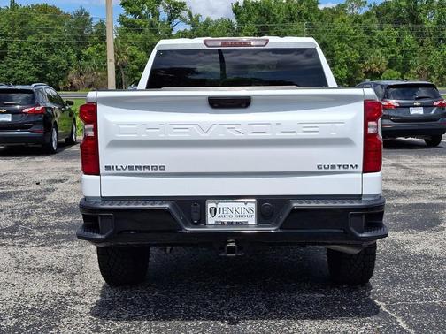 2024 Chevrolet Silverado 1500 Custom Trail Boss