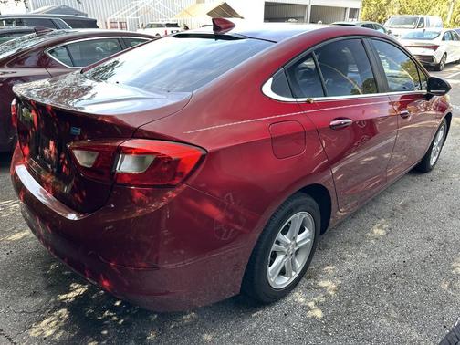 2018 Chevrolet Cruze LT