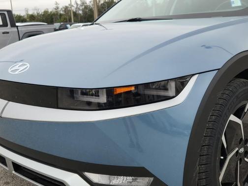 2022 Hyundai IONIQ 5 SE