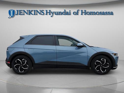 2022 Hyundai IONIQ 5 SE