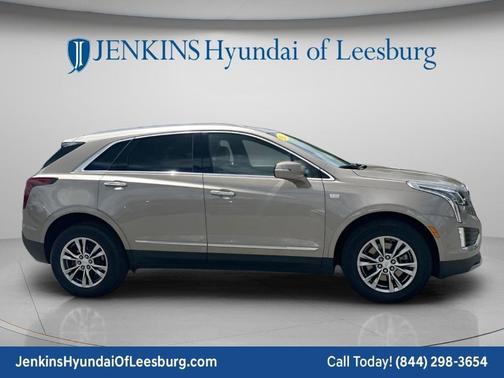 Latte 2023 Cadillac XT5 Premium Luxury