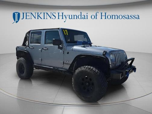 Billet Silver Metallic Clearcoat 2017 Jeep Wrangler Unlimited Sahara