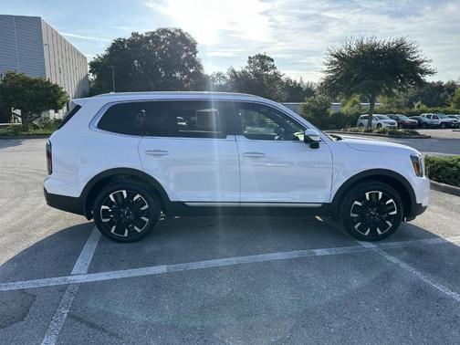 2024 Kia Telluride SX