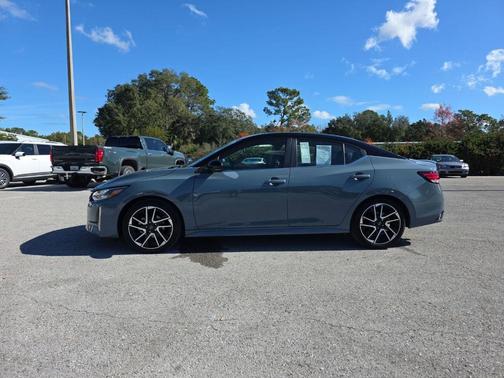 2025 Nissan Sentra SR