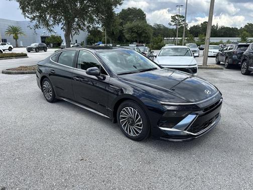 2025 Hyundai SONATA Hybrid SEL