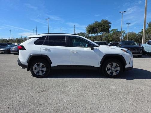 2024 Toyota RAV4 Hybrid LE