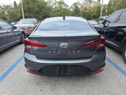 2020 Hyundai ELANTRA Value Edition