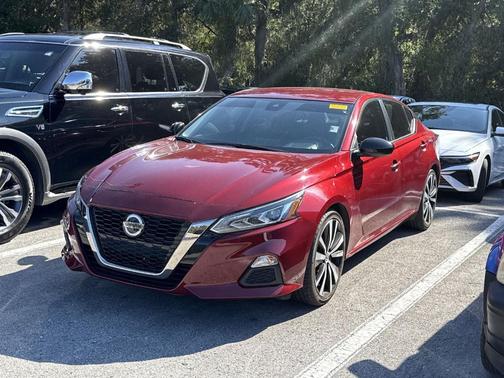 2022 Nissan Altima 2.5 SR
