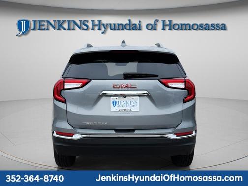 2024 GMC Terrain SLT