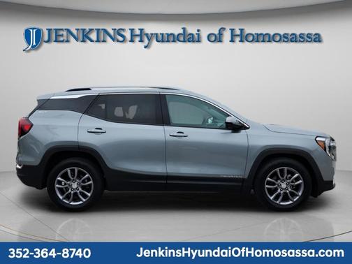 2024 GMC Terrain SLT