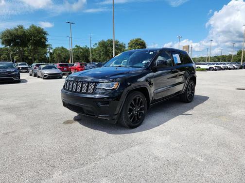2021 Jeep Grand Cherokee Laredo X