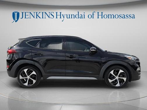 Black Noir Pearl 2018 Hyundai TUCSON Value
