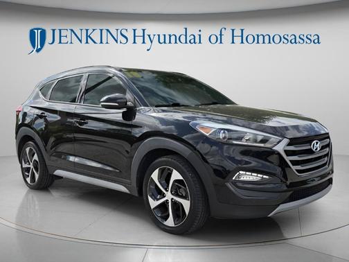 Black Noir Pearl 2018 Hyundai TUCSON Value
