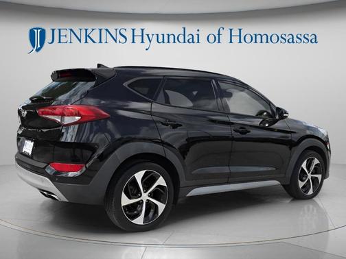 Black Noir Pearl 2018 Hyundai TUCSON Value
