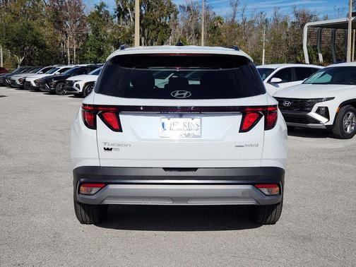 2026 Hyundai TUCSON Hybrid SEL