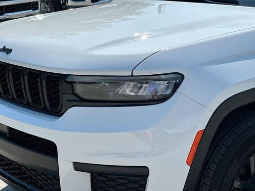 2024 Jeep Grand Cherokee L Laredo