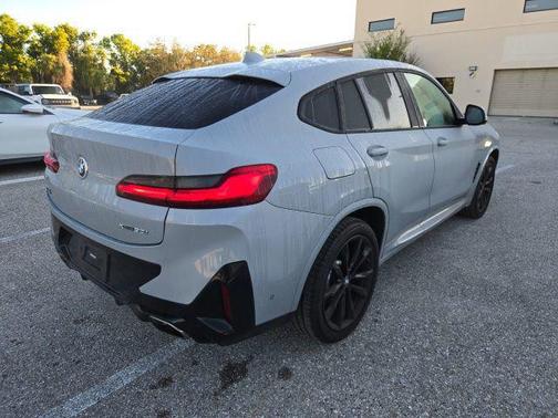 Brooklyn Grey Metallic 2022 BMW X4 xDrive30i