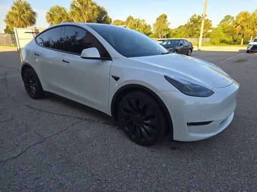2023 Tesla Model Y Performance Dual Motor All-Wheel Drive