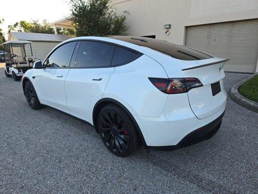 2023 Tesla Model Y Performance Dual Motor All-Wheel Drive