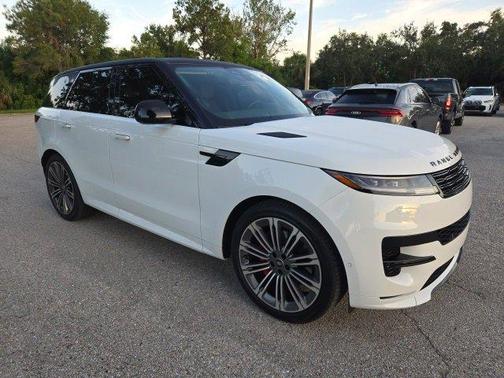 2024 Land Rover Range Rover Sport SE