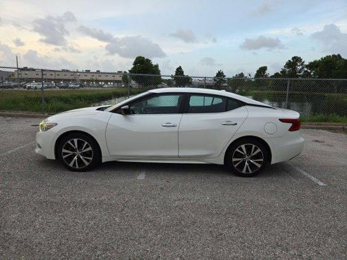 2017 Nissan Maxima 3.5 S