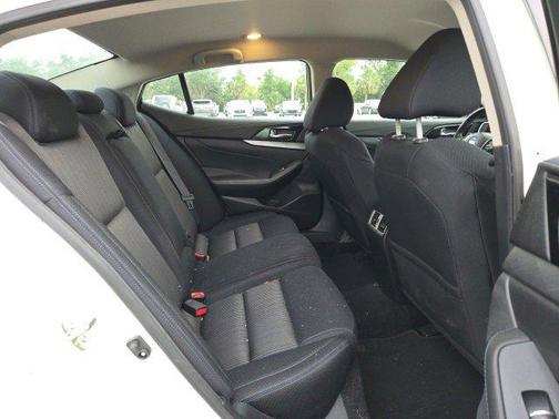 2017 Nissan Maxima 3.5 S