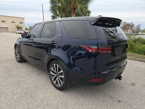 2023 Land Rover Discovery P360 S R-Dynamic