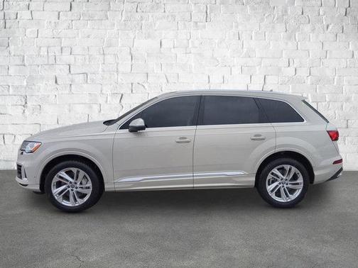 2020 Audi Q7 55 Premium Plus