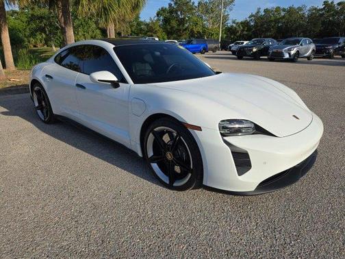 2022 Porsche Taycan 4S