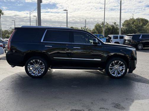 2020 Cadillac Escalade Premium Luxury