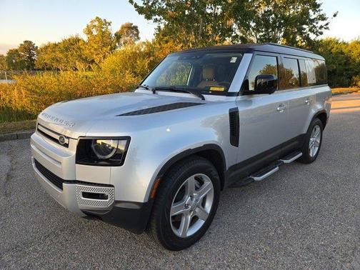 2024 Land Rover Defender 130 P400 S