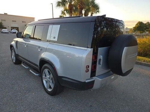 2024 Land Rover Defender 130 P400 S