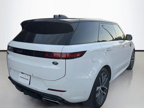 2023 Land Rover Range Rover Sport SE